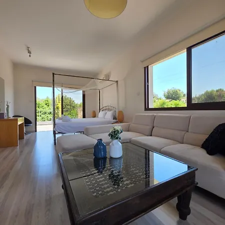 Angela 别墅 Dhrousha