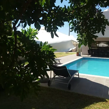 Villa Angela Dhrousha