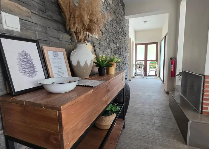 ヴィラ Angela Dhrousha